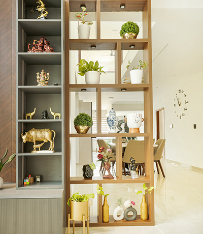 ADIKAM Interior